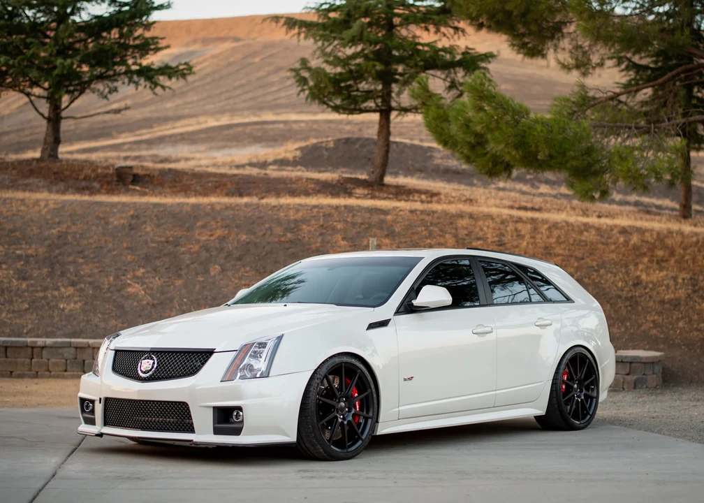 2013 Cadillac CTS-V 2nd Gen - Image 2 of 6