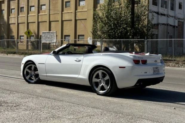 2013 Chevrolet Camaro SS 5th Gen - Image 2 of 8