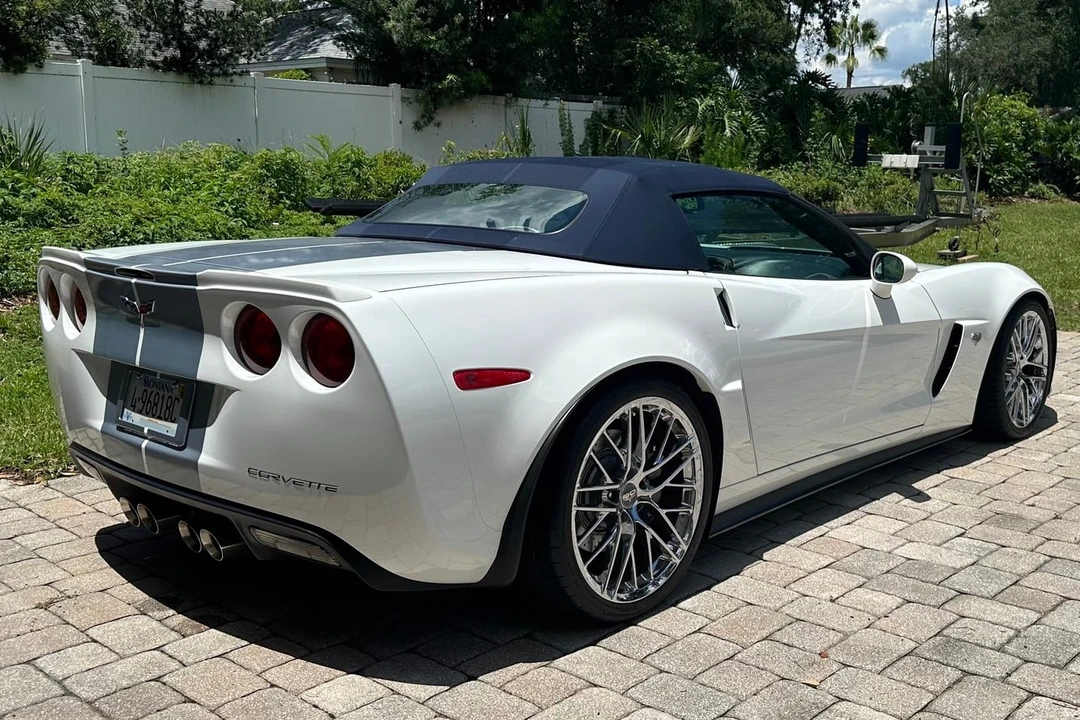 2013 Chevrolet Corvette - Image 13 of 31