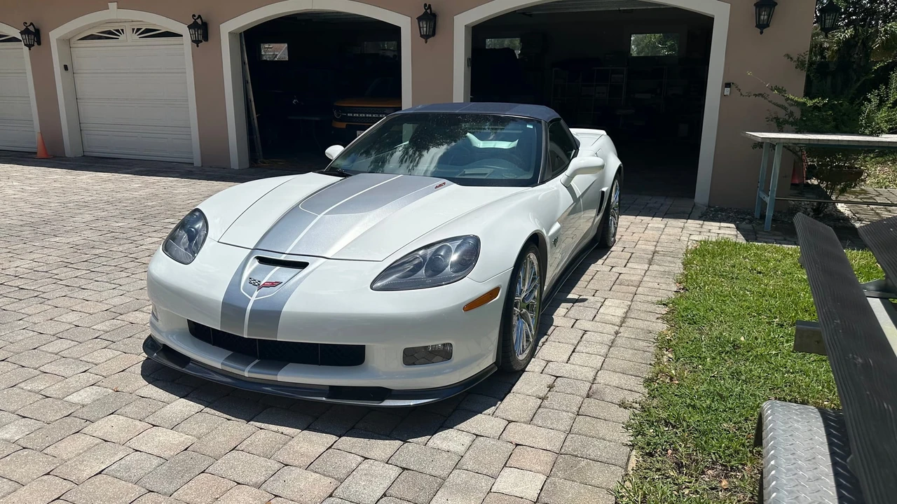 2013 Chevrolet Corvette - Image 4 of 31