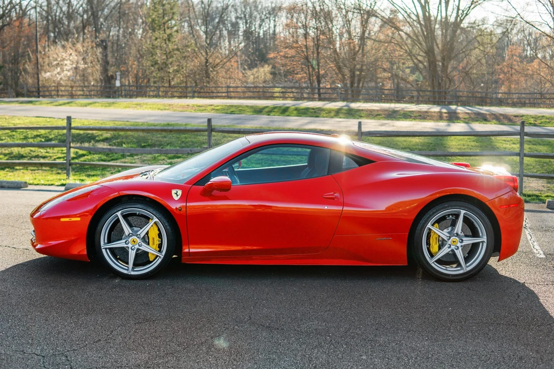 2013 Ferrari 458 Italia - Image 3 of 31