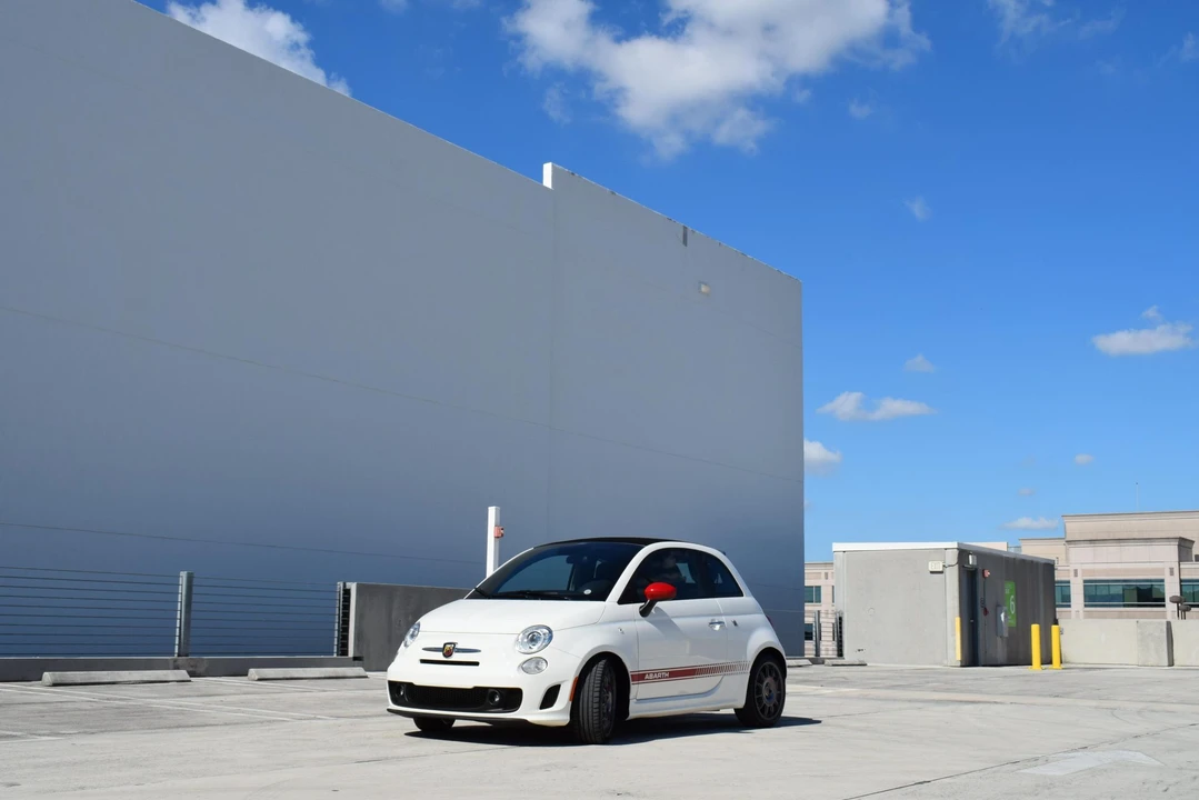 2013 Fiat Abarth 500 - Image 13 of 31