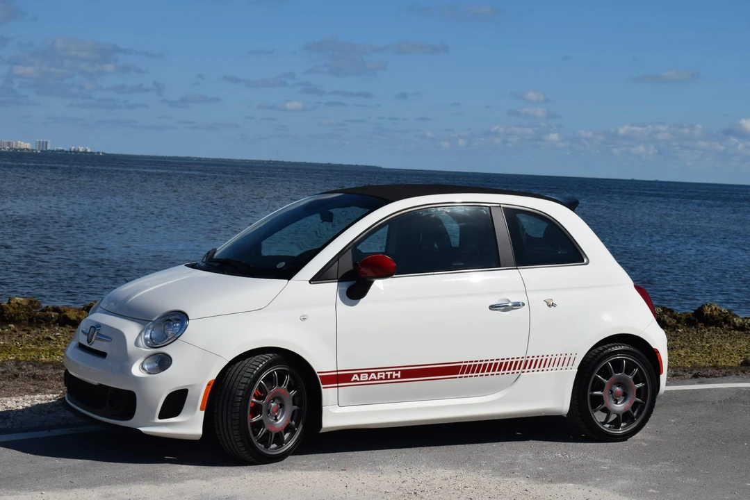 2013 Fiat Abarth 500 - Image 20 of 31