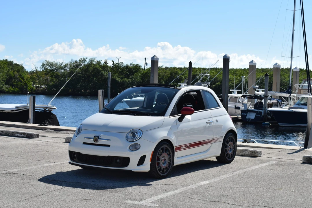 2013 Fiat Abarth 500 - Image 16 of 31