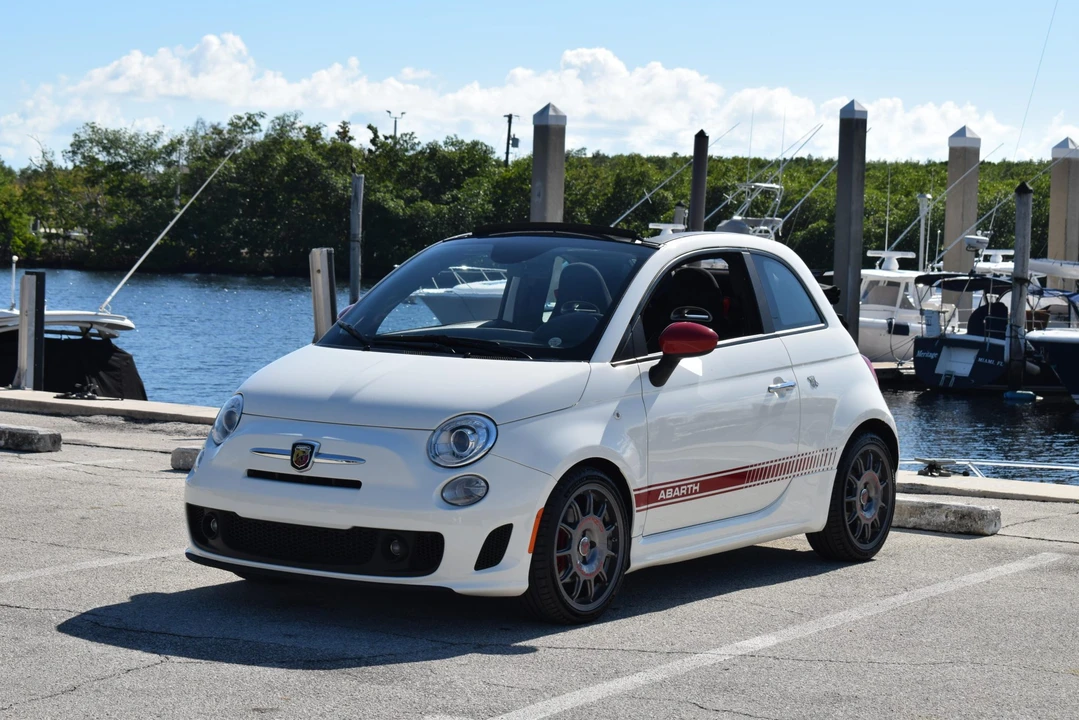 2013 Fiat Abarth 500 - Image 7 of 31