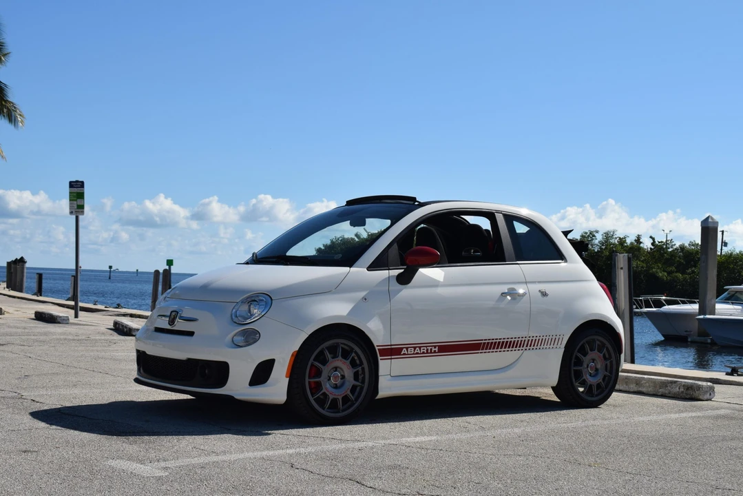 2013 Fiat Abarth 500 - Image 17 of 31