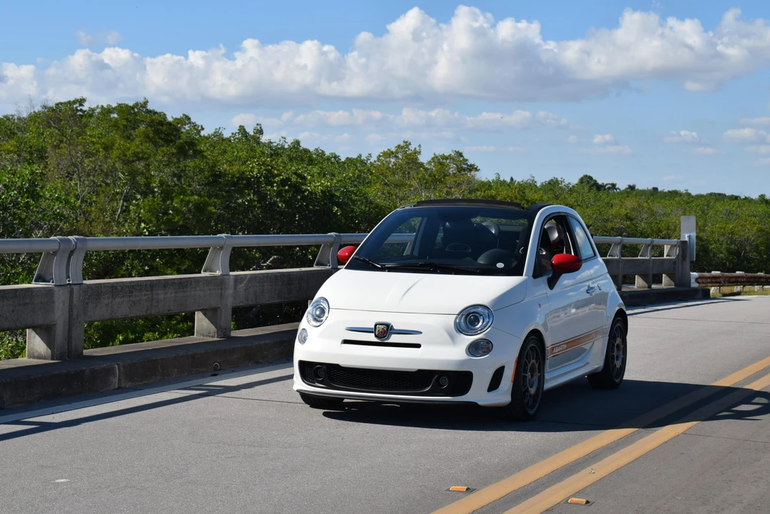 2013 Fiat Abarth 500 - Image 4 of 31