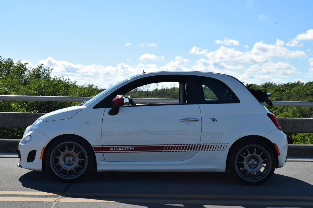 2013 Fiat Abarth 500 - Image 30 of 31