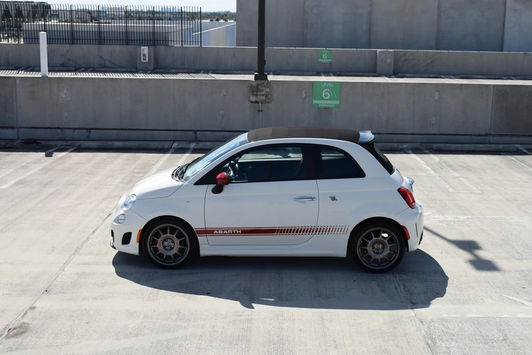 2013 Fiat Abarth 500 - Image 27 of 31