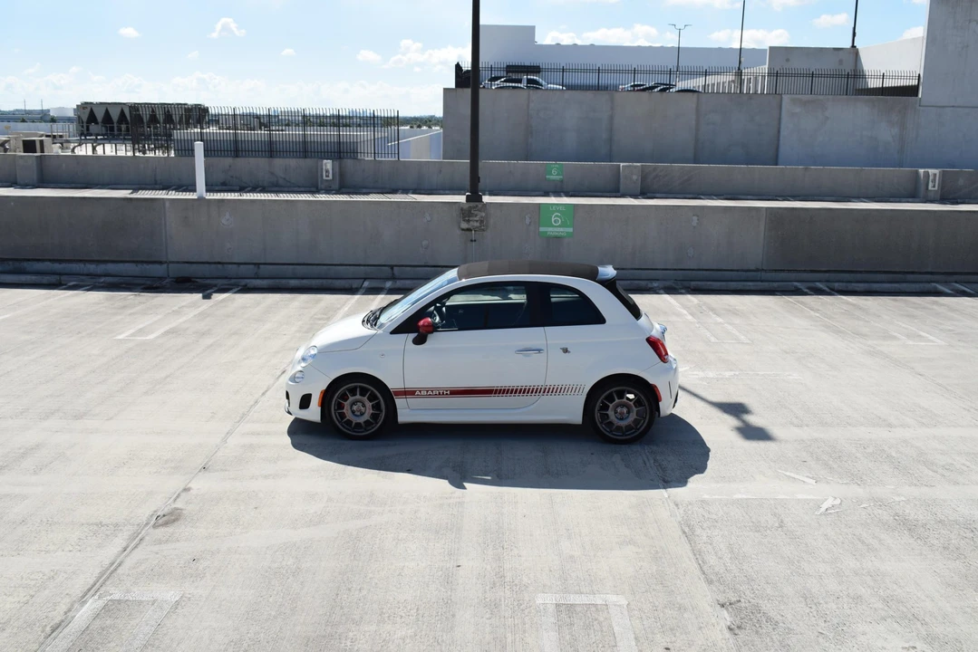 2013 Fiat Abarth 500 - Image 26 of 31