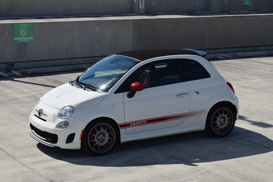 2013 Fiat Abarth 500 - Image 22 of 31
