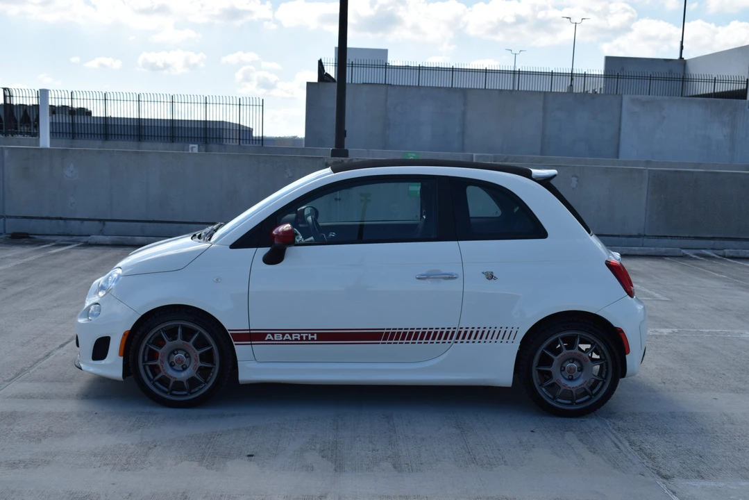 2013 Fiat Abarth 500 - Image 23 of 31