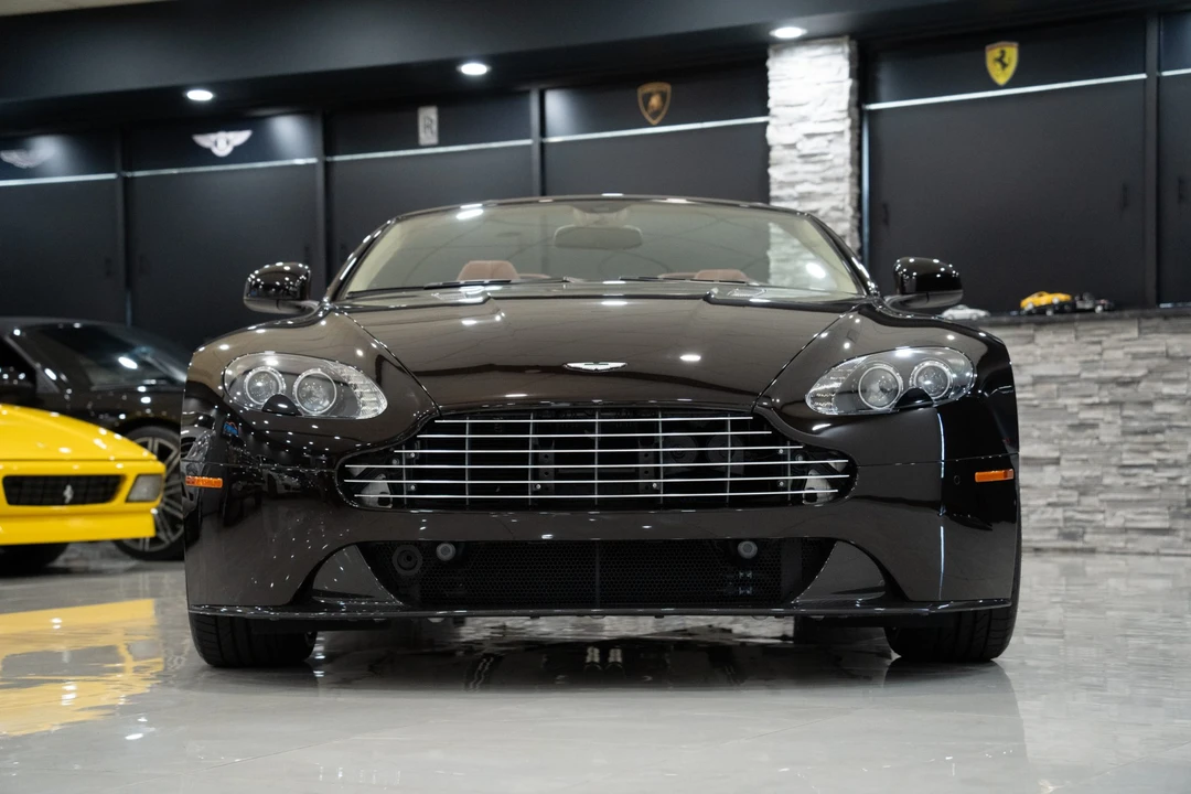 2014 Aston Martin V8 Vantage (2006-2017) - Image 28 of 31