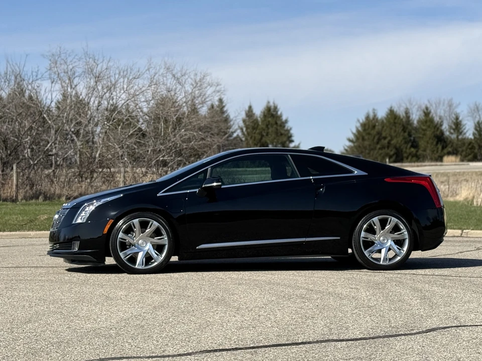 2014 Cadillac ELR - Image 11 of 31