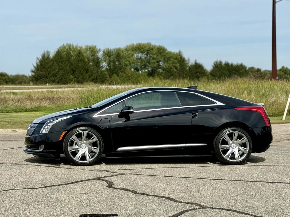 2014 Cadillac ELR - Image 19 of 31