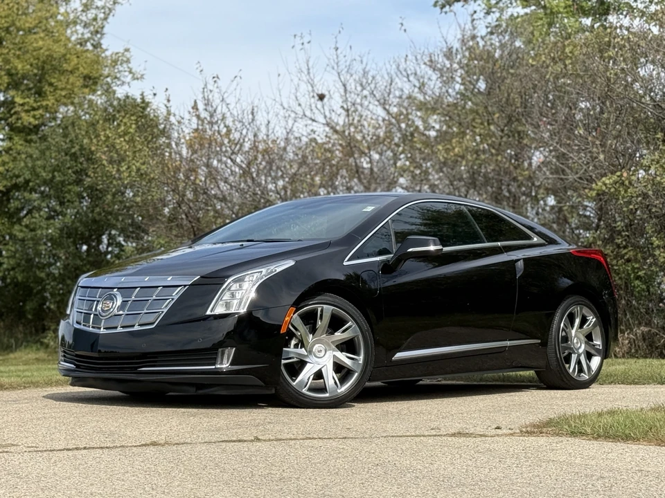 2014 Cadillac ELR - Image 10 of 31