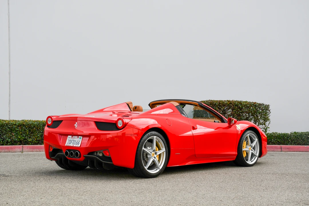 2014 Ferrari 458 Spider - Image 25 of 31