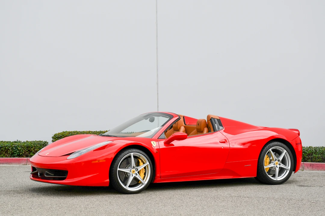 2014 Ferrari 458 Spider - Image 17 of 31