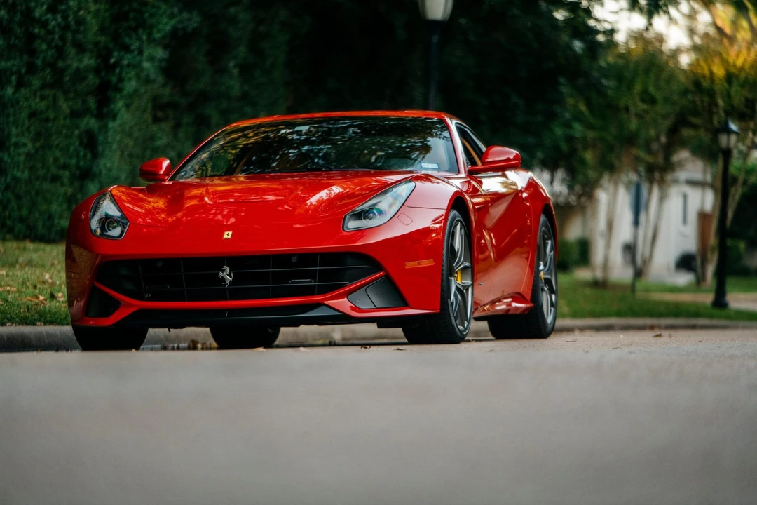 2014 Ferrari F12berlinetta - Image 2 of 31