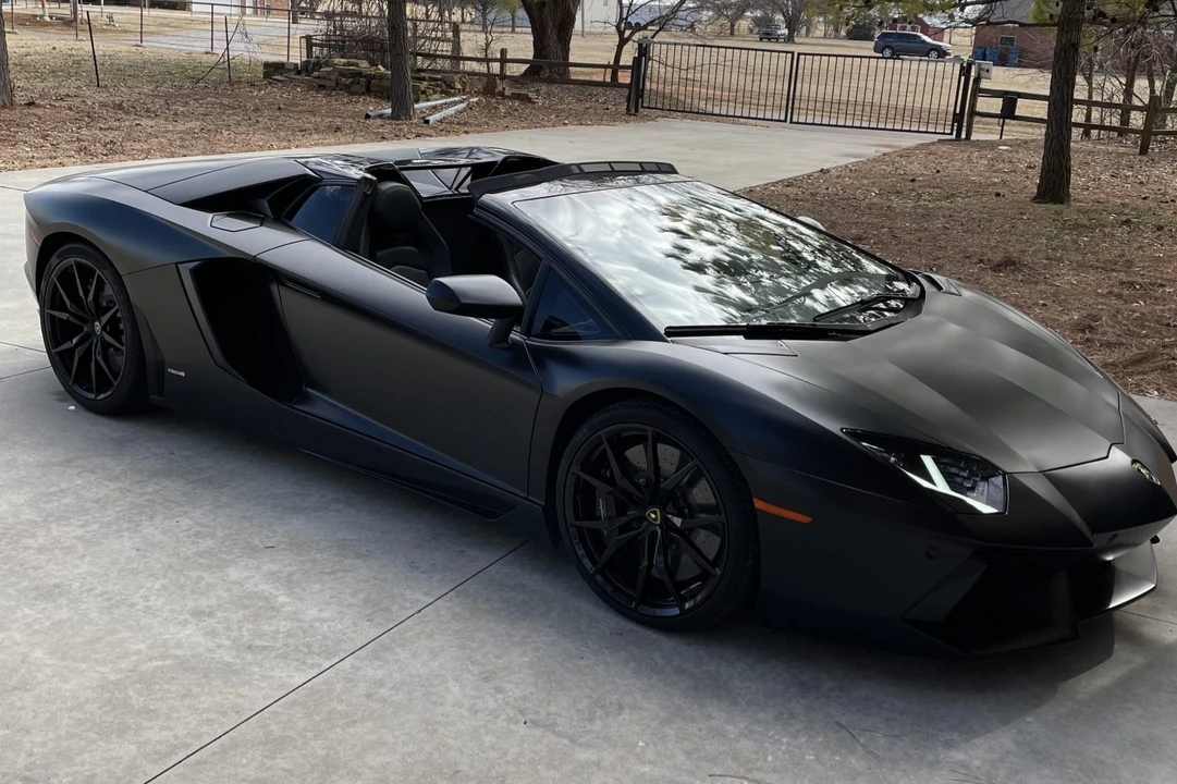 2014 Lamborghini Aventador LP700-4 - Image 16 of 31