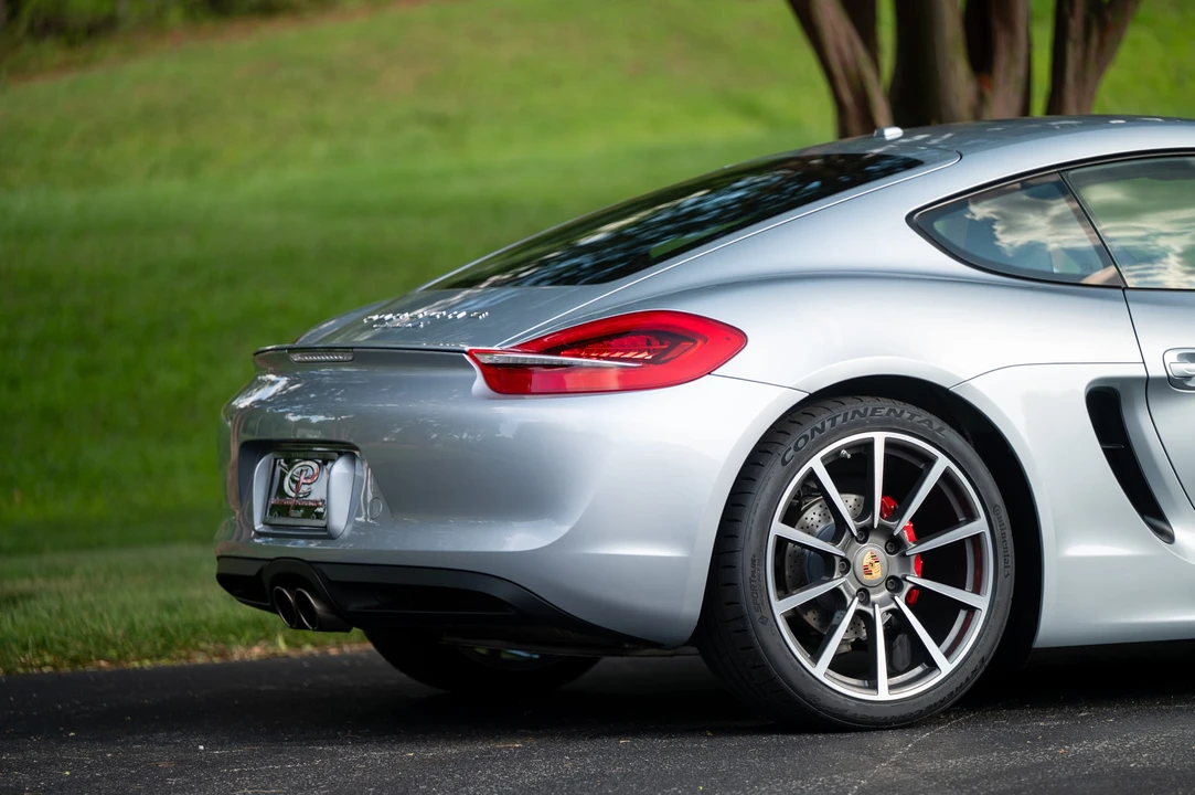 2014 Porsche 981 Cayman - Image 28 of 31