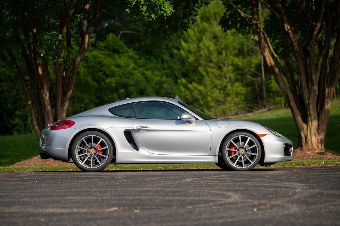 2014 Porsche 981 Cayman - Image 11 of 31