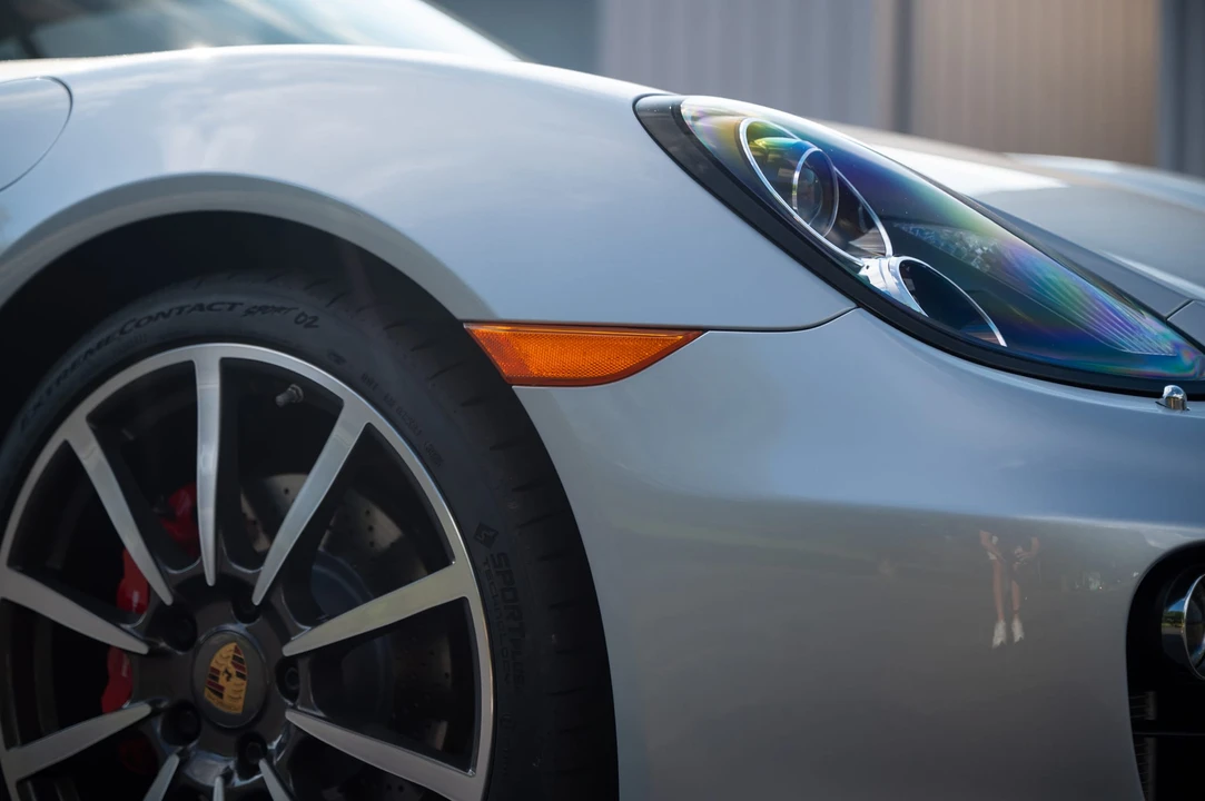 2014 Porsche 981 Cayman - Image 24 of 31