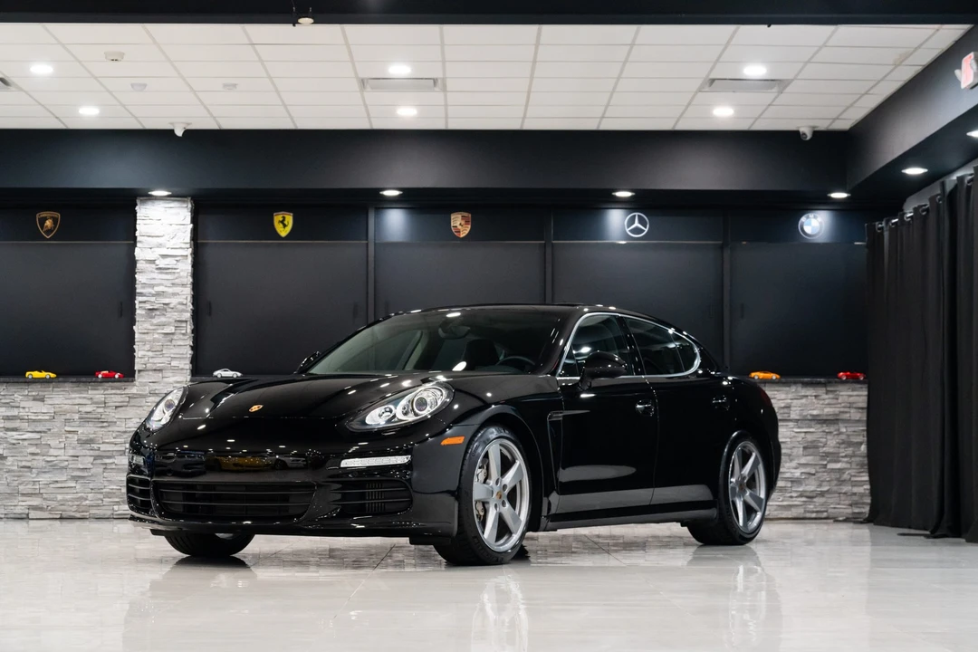 2014 Porsche 970 Panamera S - Image 2 of 31