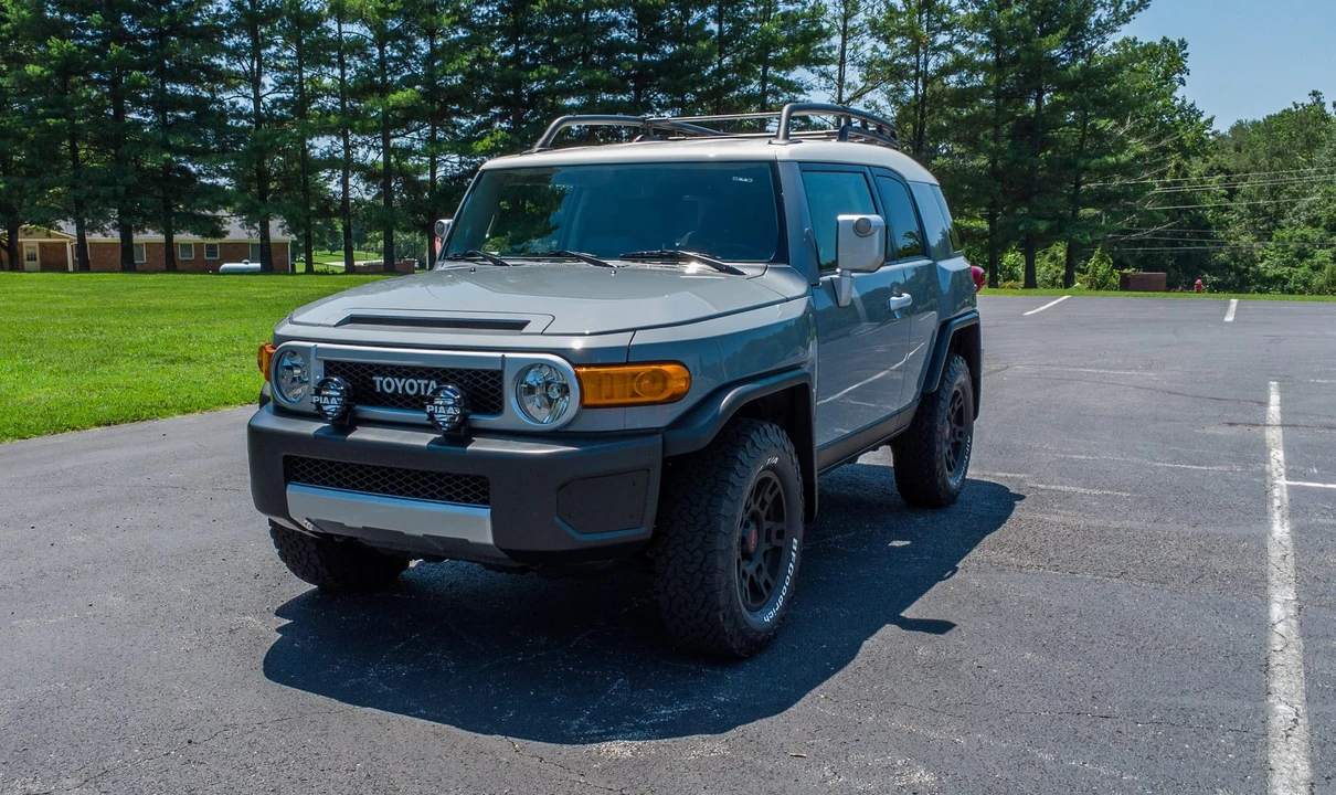 2014 Toyota FJ Cruiser - Image 4 of 31