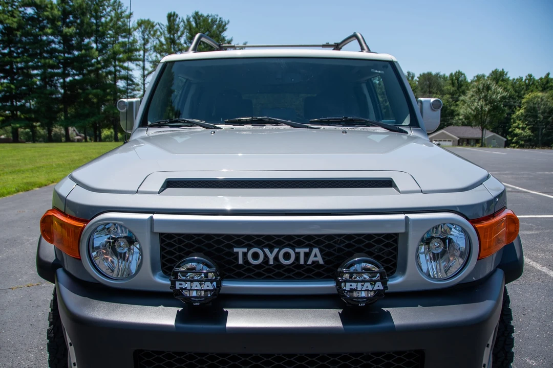 2014 Toyota FJ Cruiser - Image 23 of 31