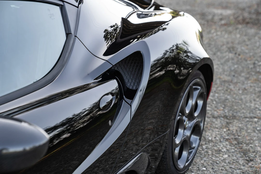2015 Alfa Romeo 4C Coupe - Image 11 of 31