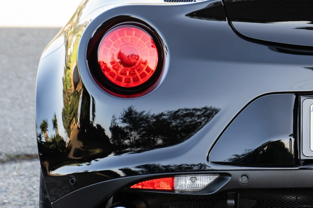 2015 Alfa Romeo 4C Coupe - Image 12 of 31