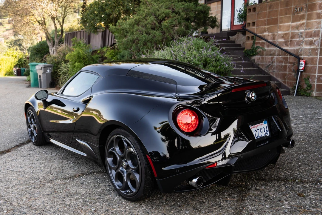 2015 Alfa Romeo 4C Coupe - Image 3 of 31