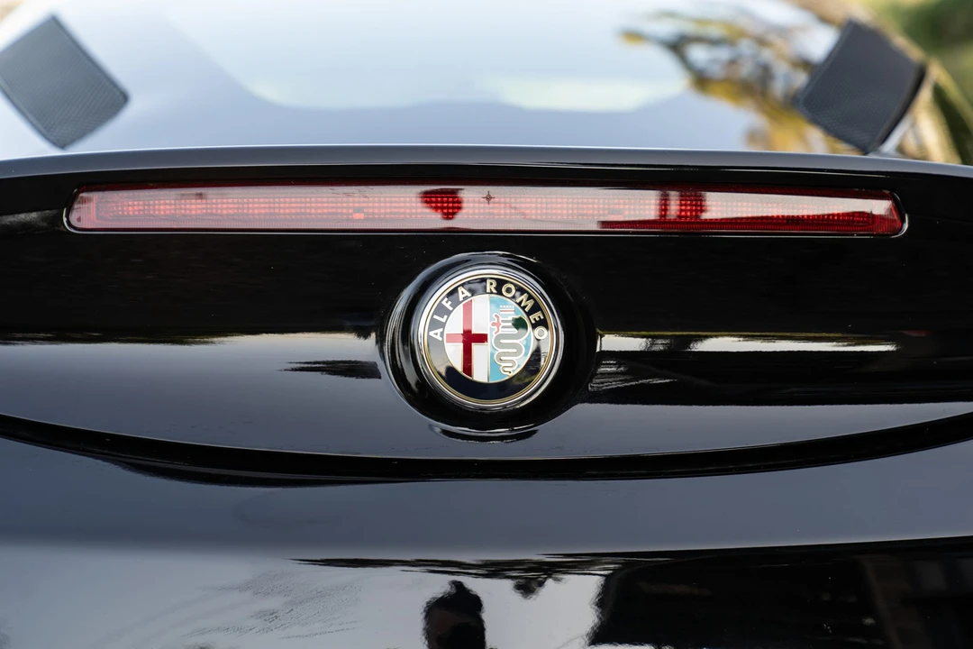 2015 Alfa Romeo 4C Coupe - Image 15 of 31