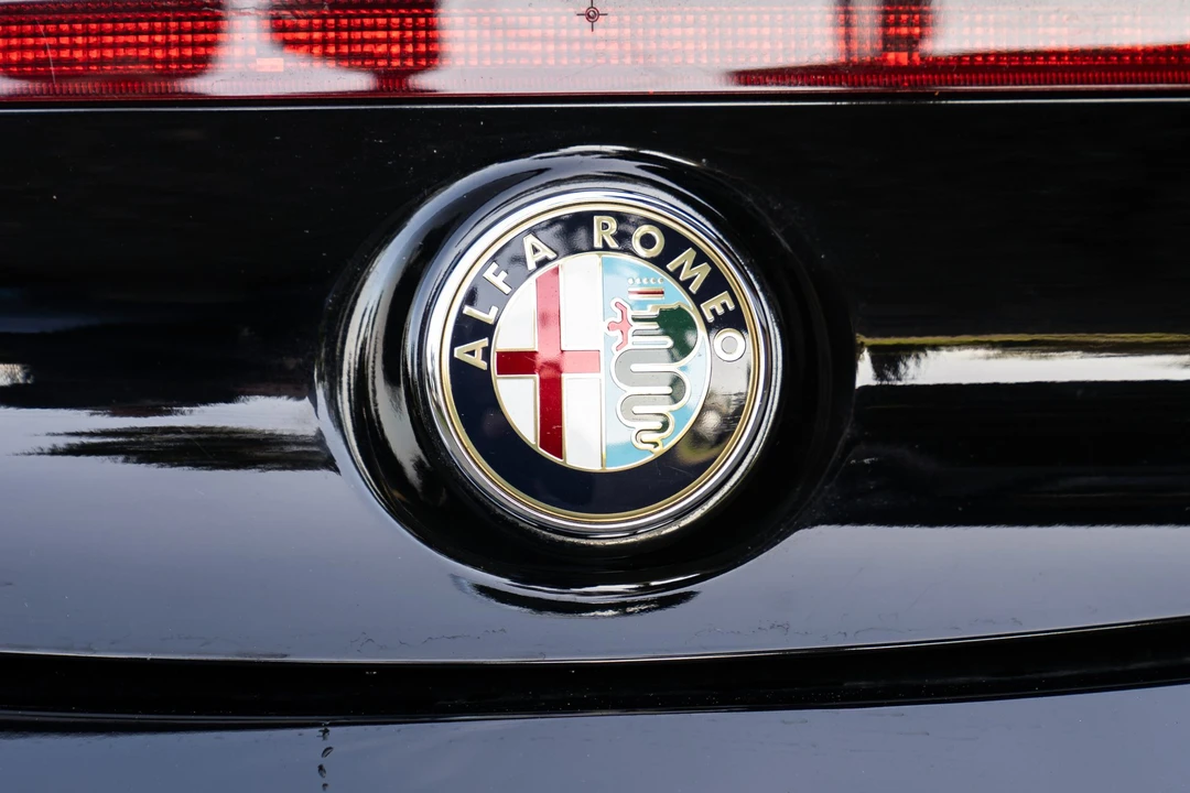 2015 Alfa Romeo 4C Coupe - Image 16 of 31