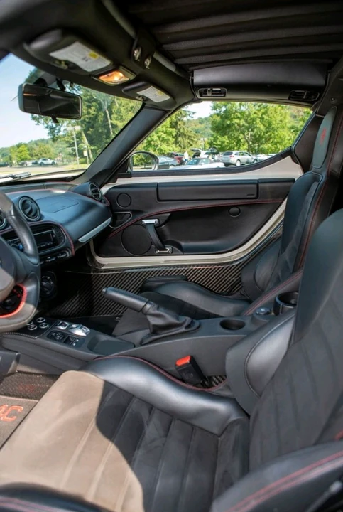 2015 Alfa Romeo 4C Spider - Image 29 of 31
