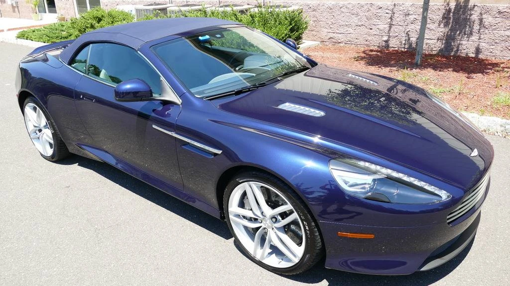 2015 Aston Martin DB9 - Image 14 of 31