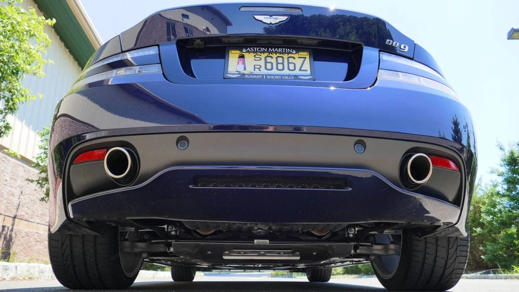 2015 Aston Martin DB9 - Image 9 of 31