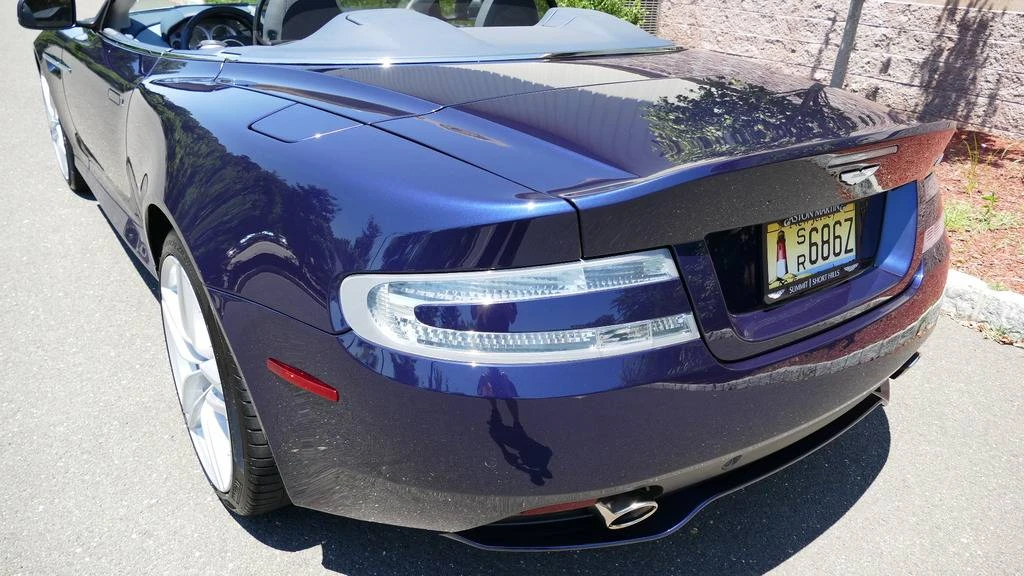 2015 Aston Martin DB9 - Image 30 of 31