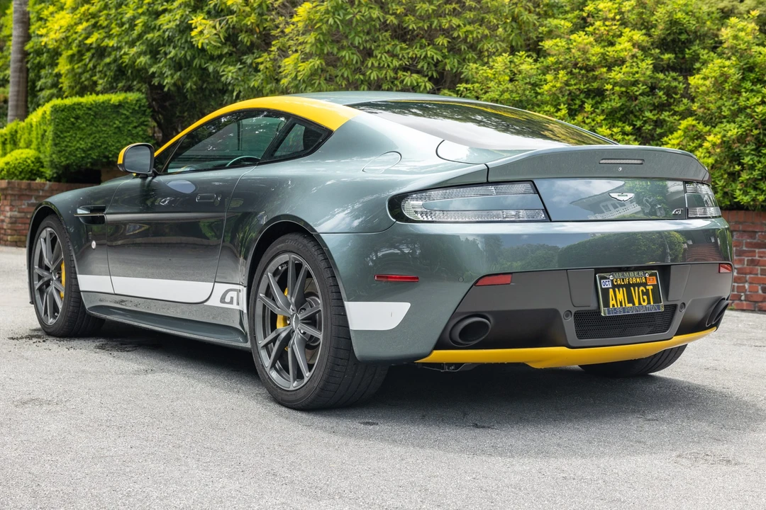 2015 Aston Martin V8 Vantage (2006-2017) - Image 10 of 31