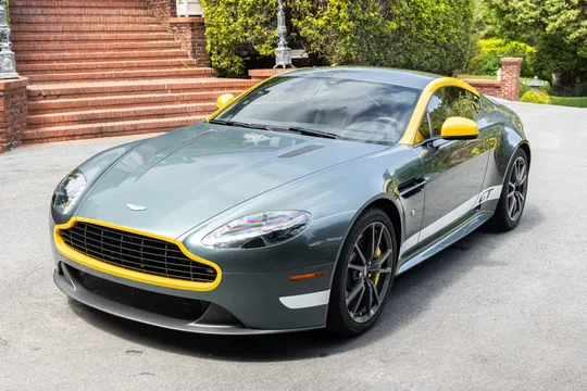 2015 Aston Martin V8 Vantage (2006-2017) - Image 3 of 31