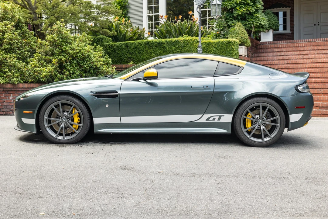 2015 Aston Martin V8 Vantage (2006-2017) - Image 11 of 31