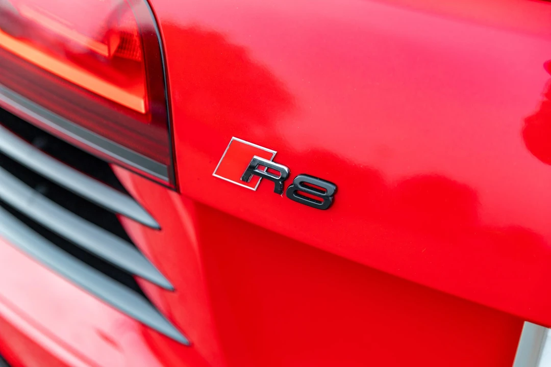 2015 Audi 42 R8 - Image 29 of 31