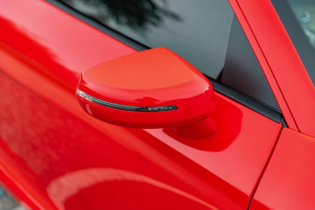 2015 Audi 42 R8 - Image 16 of 31