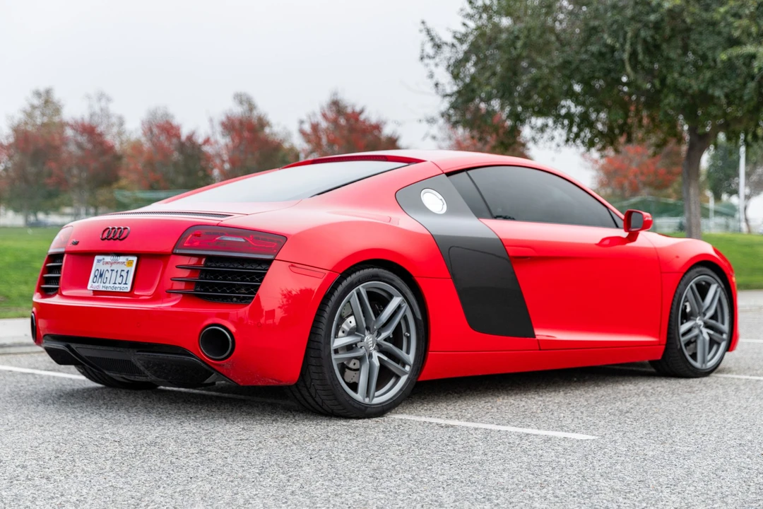 2015 Audi 42 R8 - Image 6 of 31