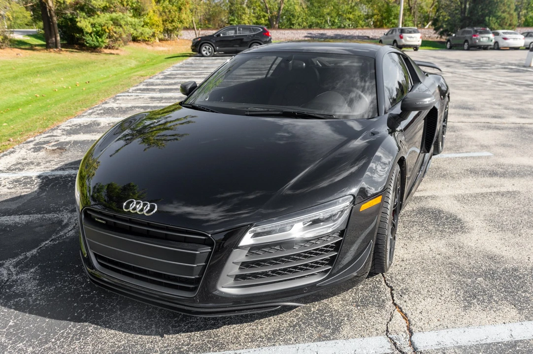 2015 Audi 42 R8 - Image 4 of 31