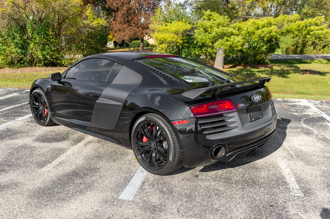 2015 Audi 42 R8 - Image 17 of 31