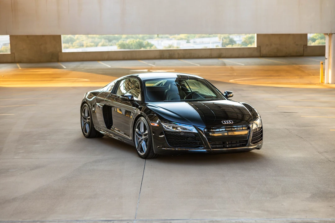 2015 Audi 42 R8 - Image 5 of 31