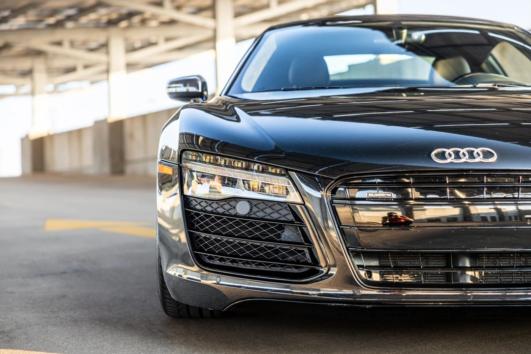 2015 Audi 42 R8 - Image 29 of 31