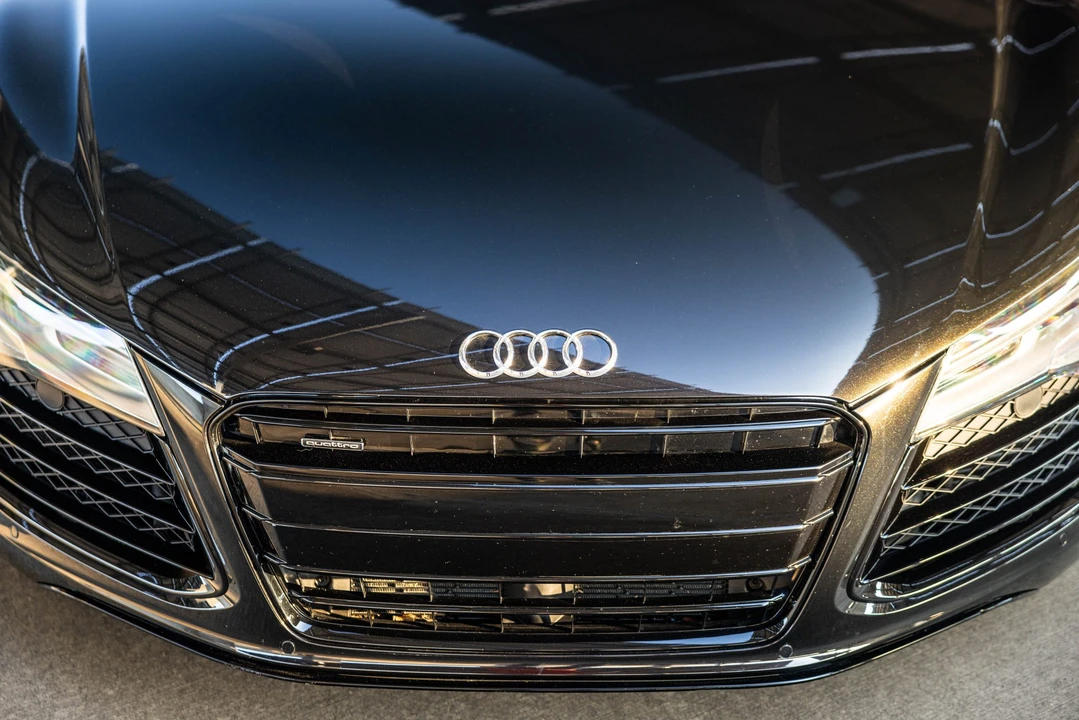 2015 Audi 42 R8 - Image 22 of 31